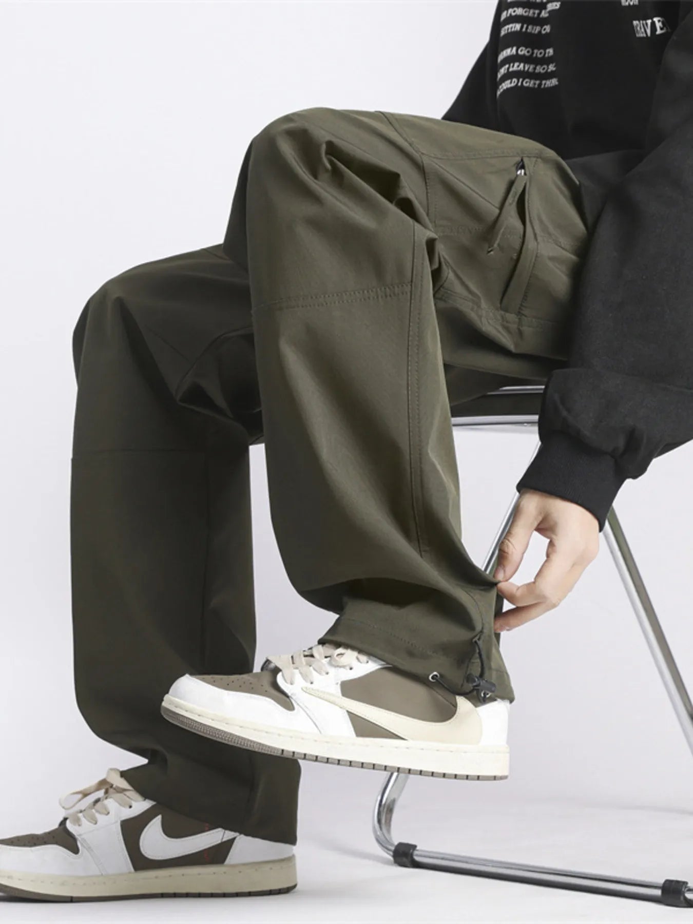 Relaxed Fit Cargo Pants with Pockets Plus Size in Green for Men