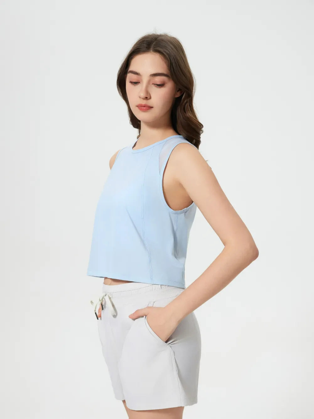 Round Neck Cropped Active Tank in Black for Women