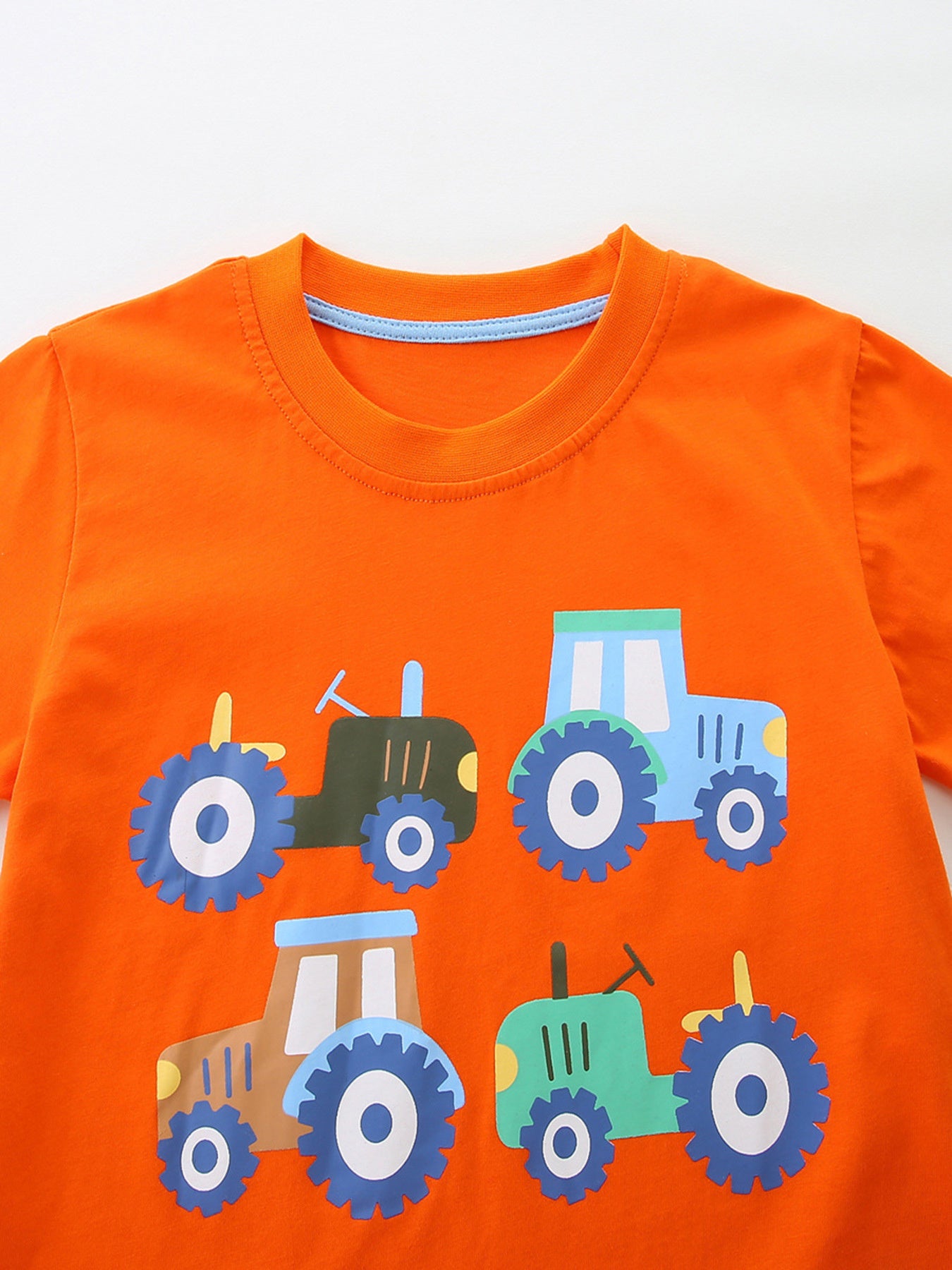 Tractor & Firetruck Print Casual Tee and Shorts Set in Orange for Boys
