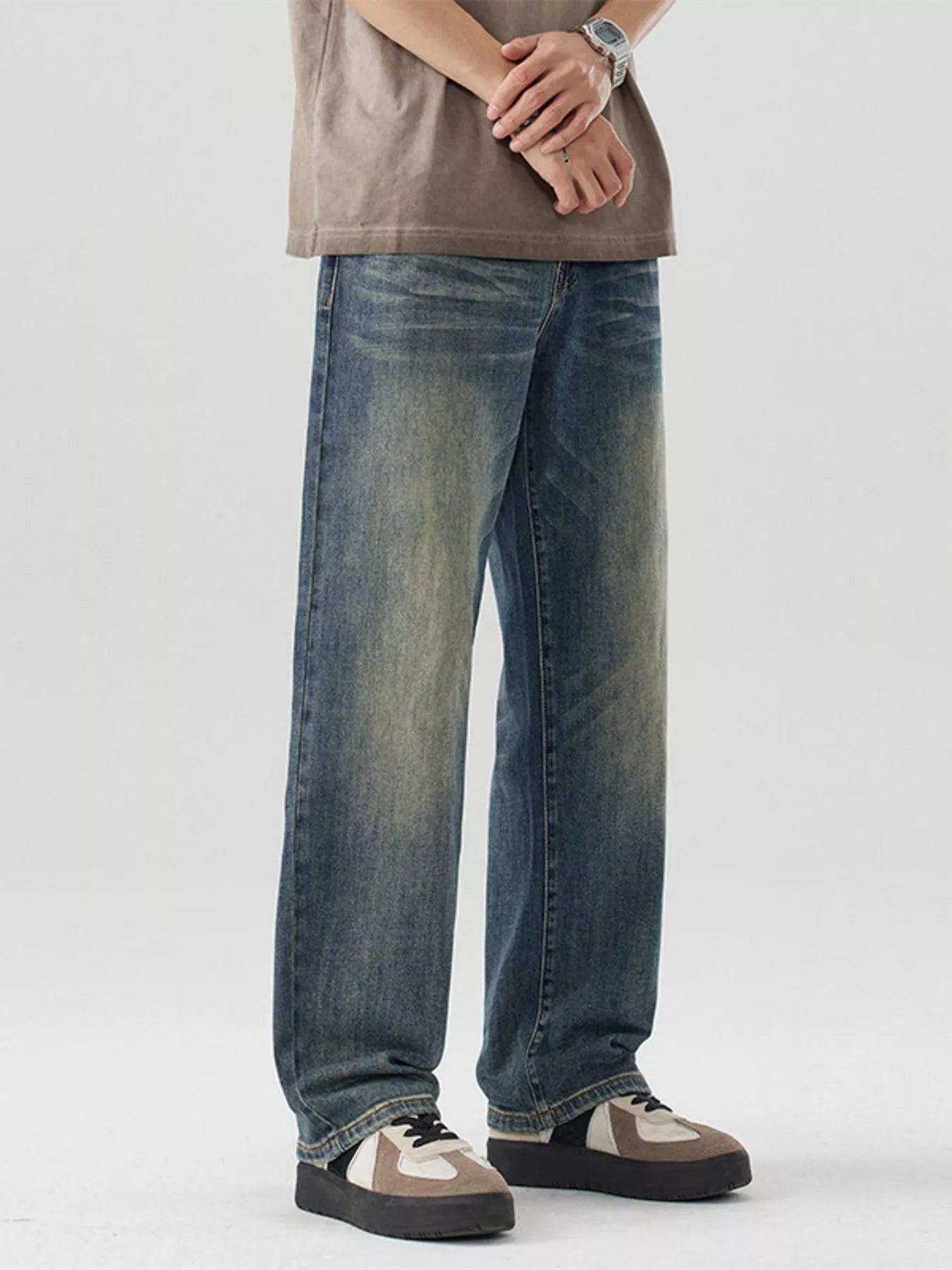 Wide Leg Jeans in Medium for Men