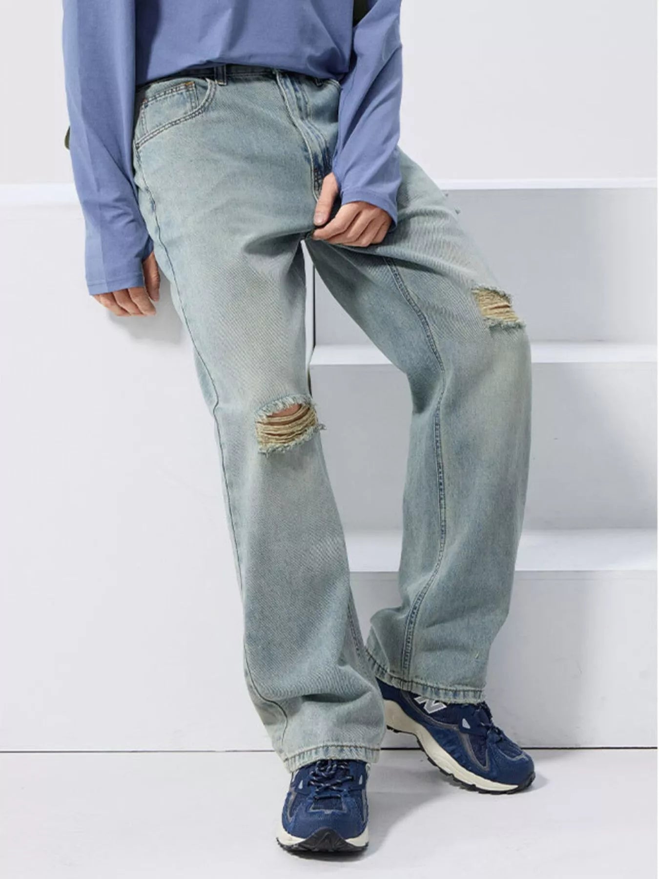Distressed Wide Leg Jeans in Light Blue for Men