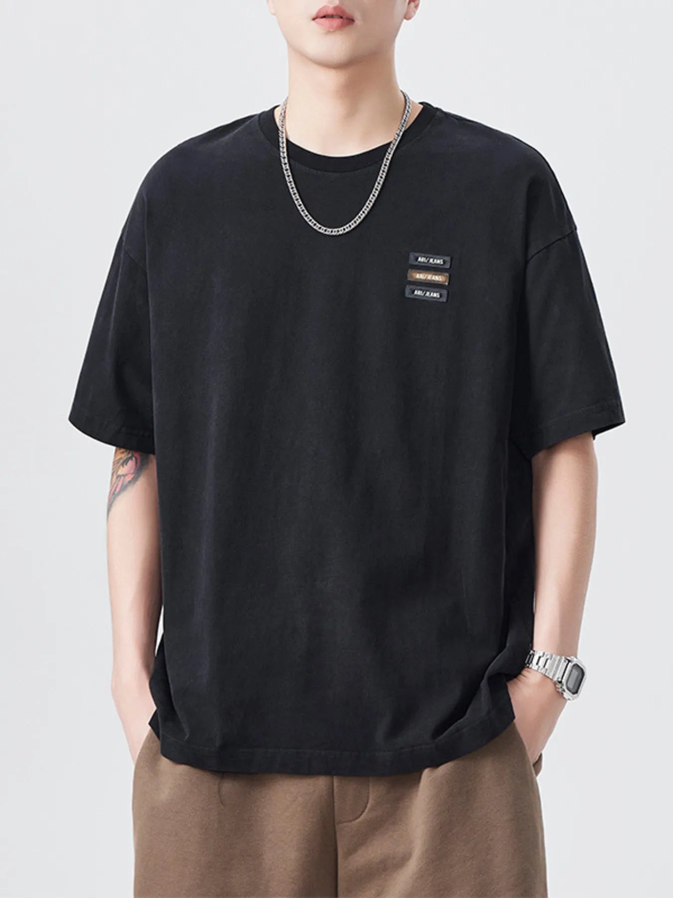 Plus Size Round Neck Short Sleeve T-Shirt in Black for Men