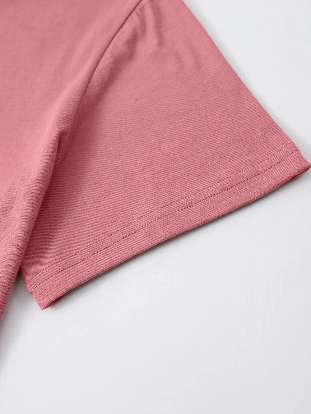 Graphic Round Neck Short Sleeve T-Shirt in Pink Purple for Women