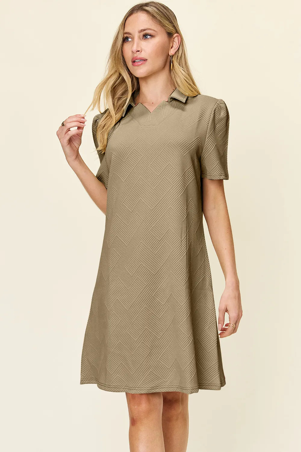 Plus Size Texture Collared Neck Short Sleeve Dress in Khaki for Women