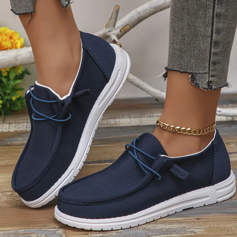 Round Toe Canvas Sneakers in Black for Women