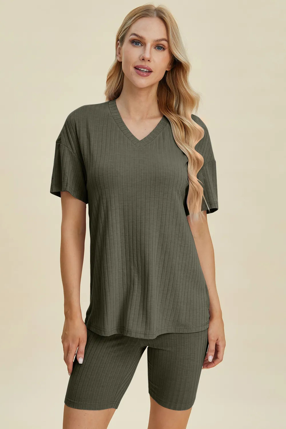 Plus Size Ribbed V-Neck Short Sleeve Top and Shorts Set in Gray for Women