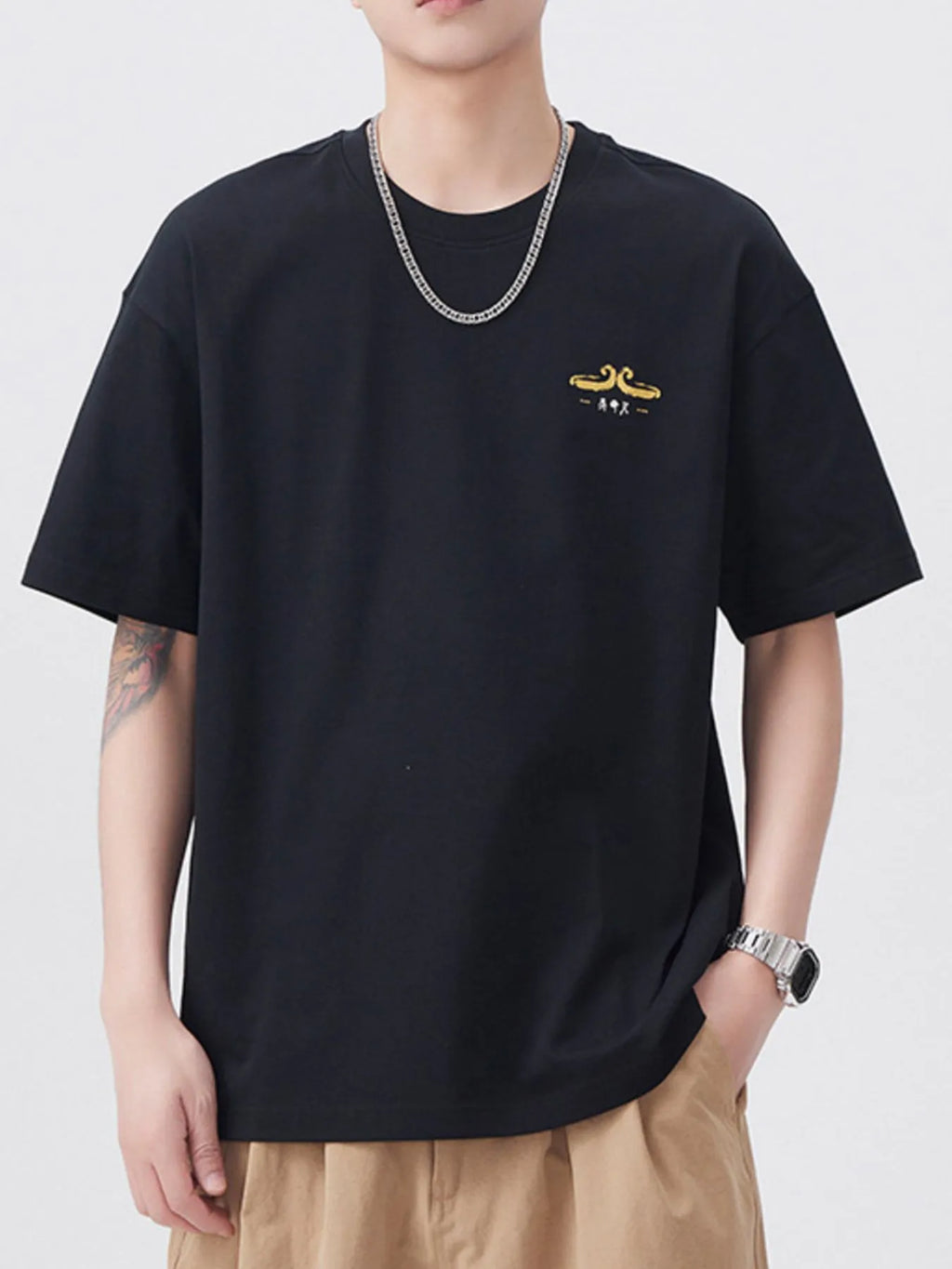 Plus Size Round Neck Short Sleeve T-Shirt in Relaxed in Black for Men
