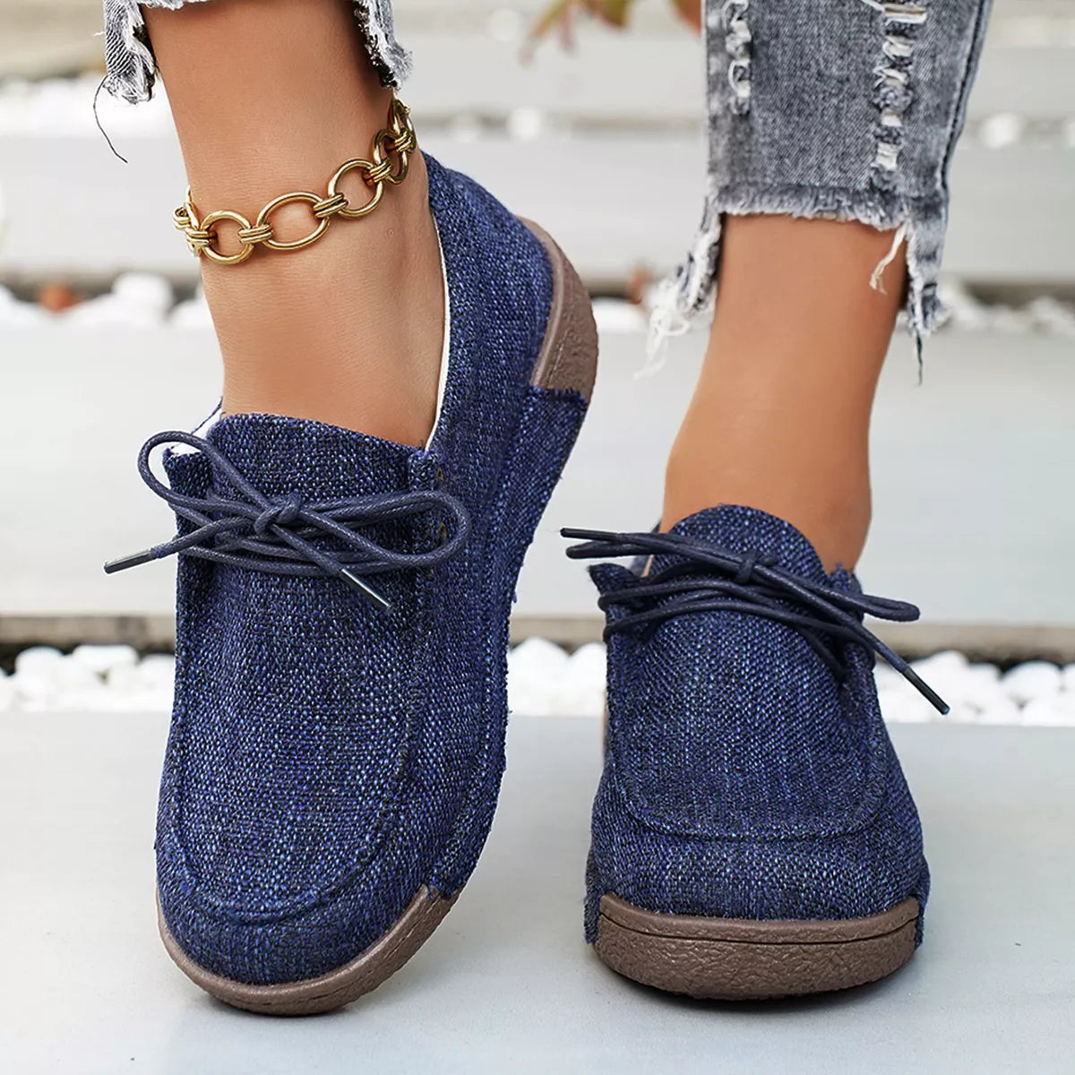 Round Toe Lace-Up Sneakers in Black for Women