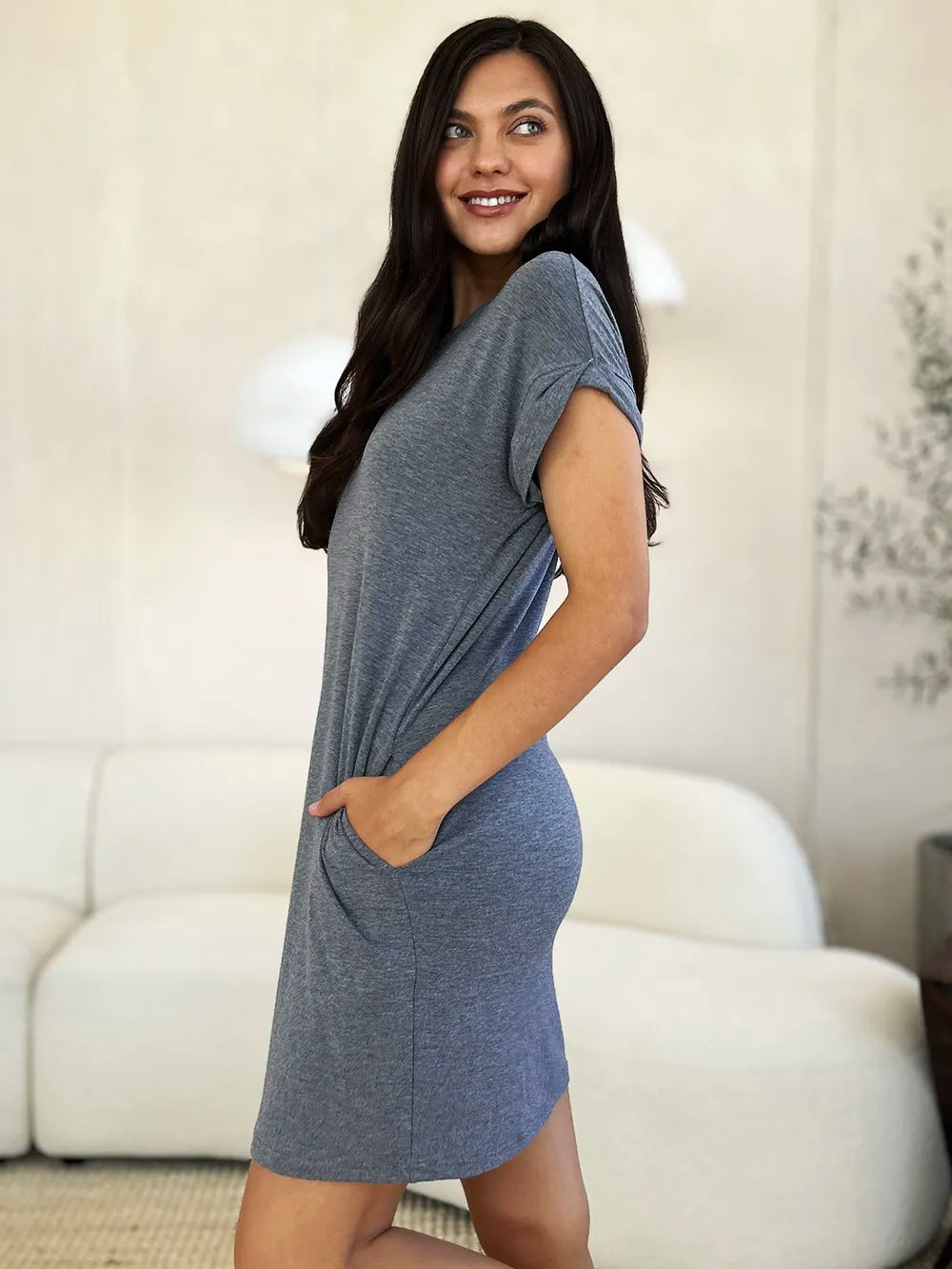 Plus Size Round Neck Short Sleeve Dress with Pockets in Gray for Women
