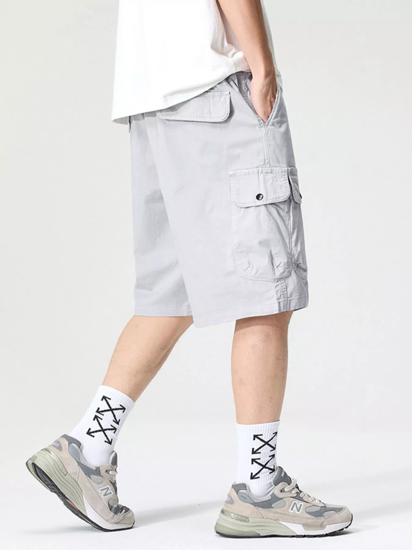 Drawstring Loose Fit Shorts Plus Size in Black in Medium Gray for Men