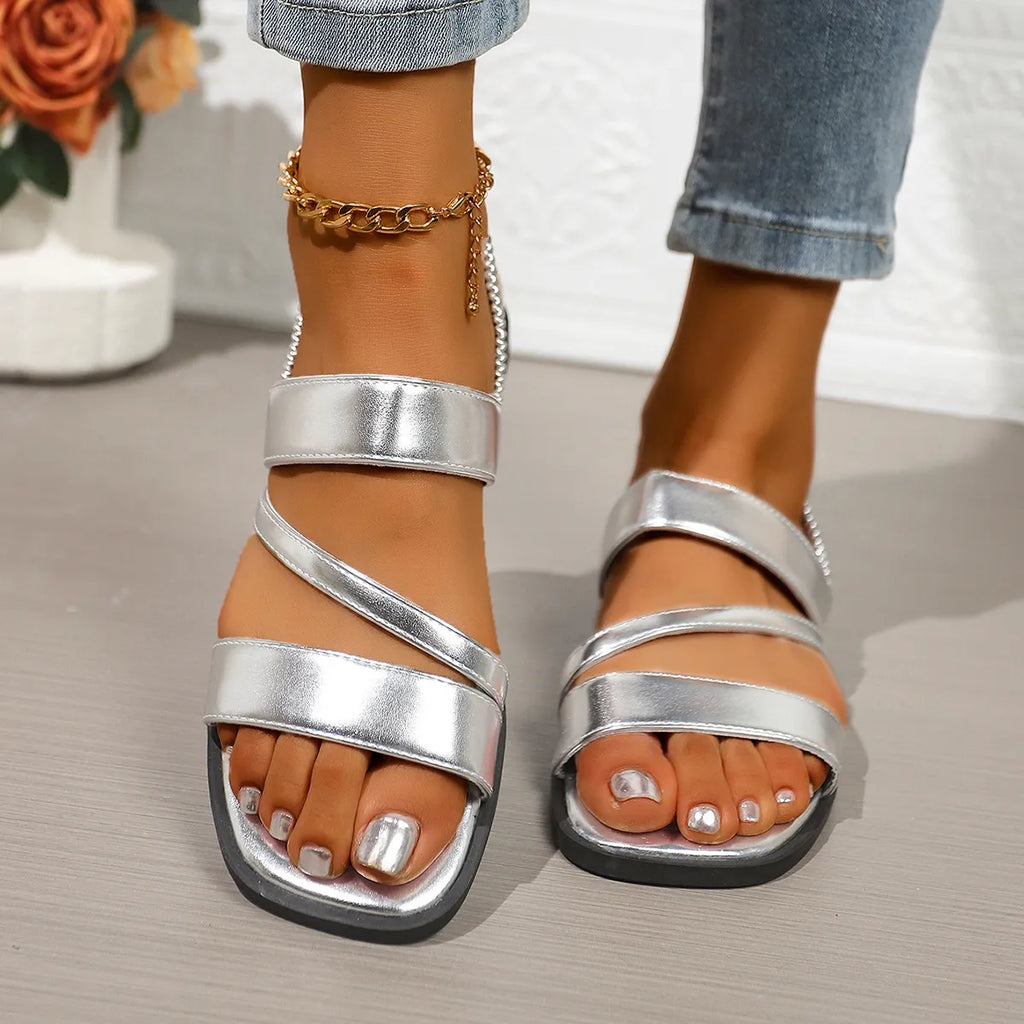 Open Toe Flats Sandals in Gold for Women