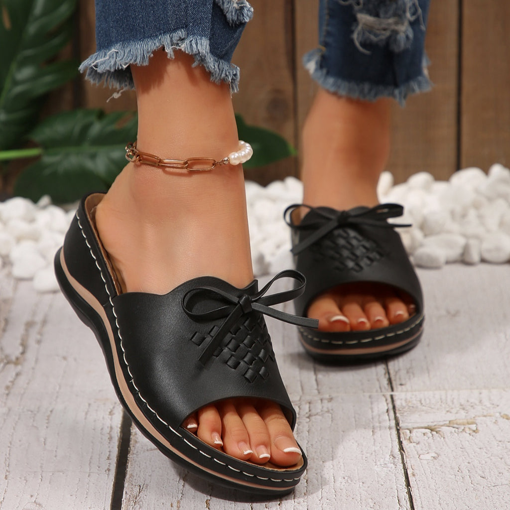 Open Toe Wedge Sandals in Light Pink in Off-White for Women