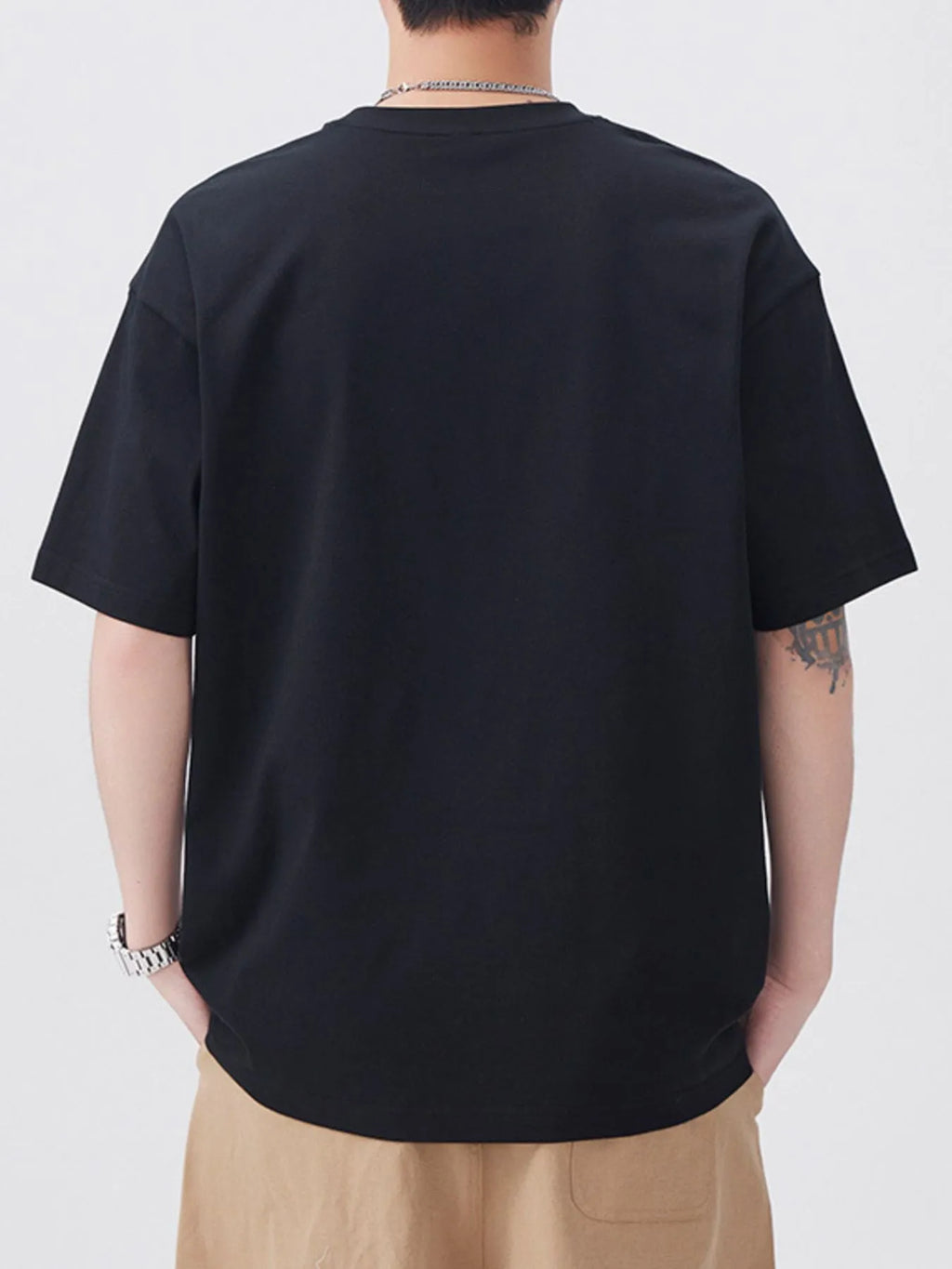 Plus Size Round Neck Short Sleeve T-Shirt in Relaxed in Black for Men