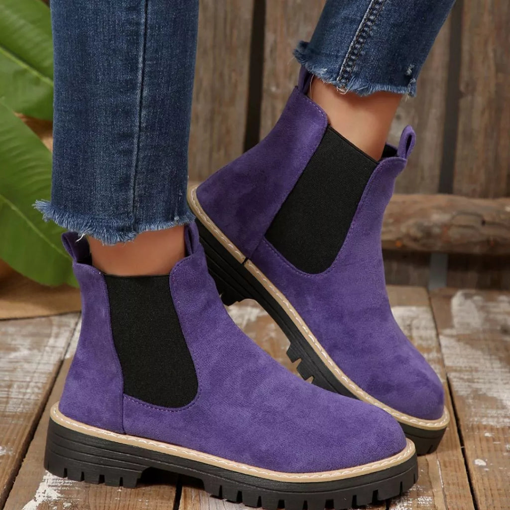 Round Toe Block Heels Boots in Classic in Green for Women