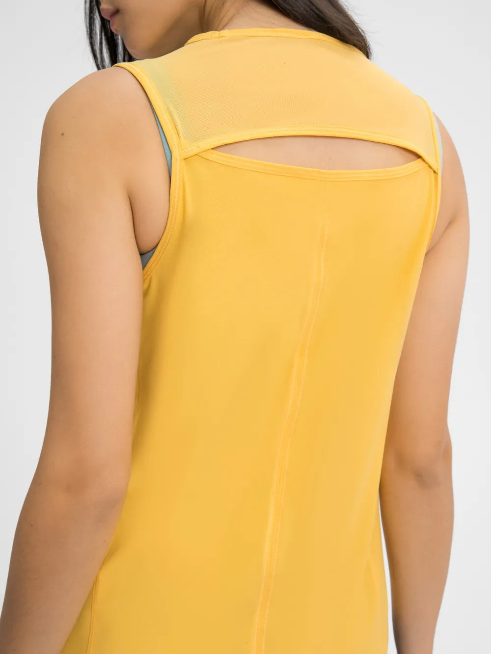 Cutout Back Round Neck Active Tank in Yellow for Women