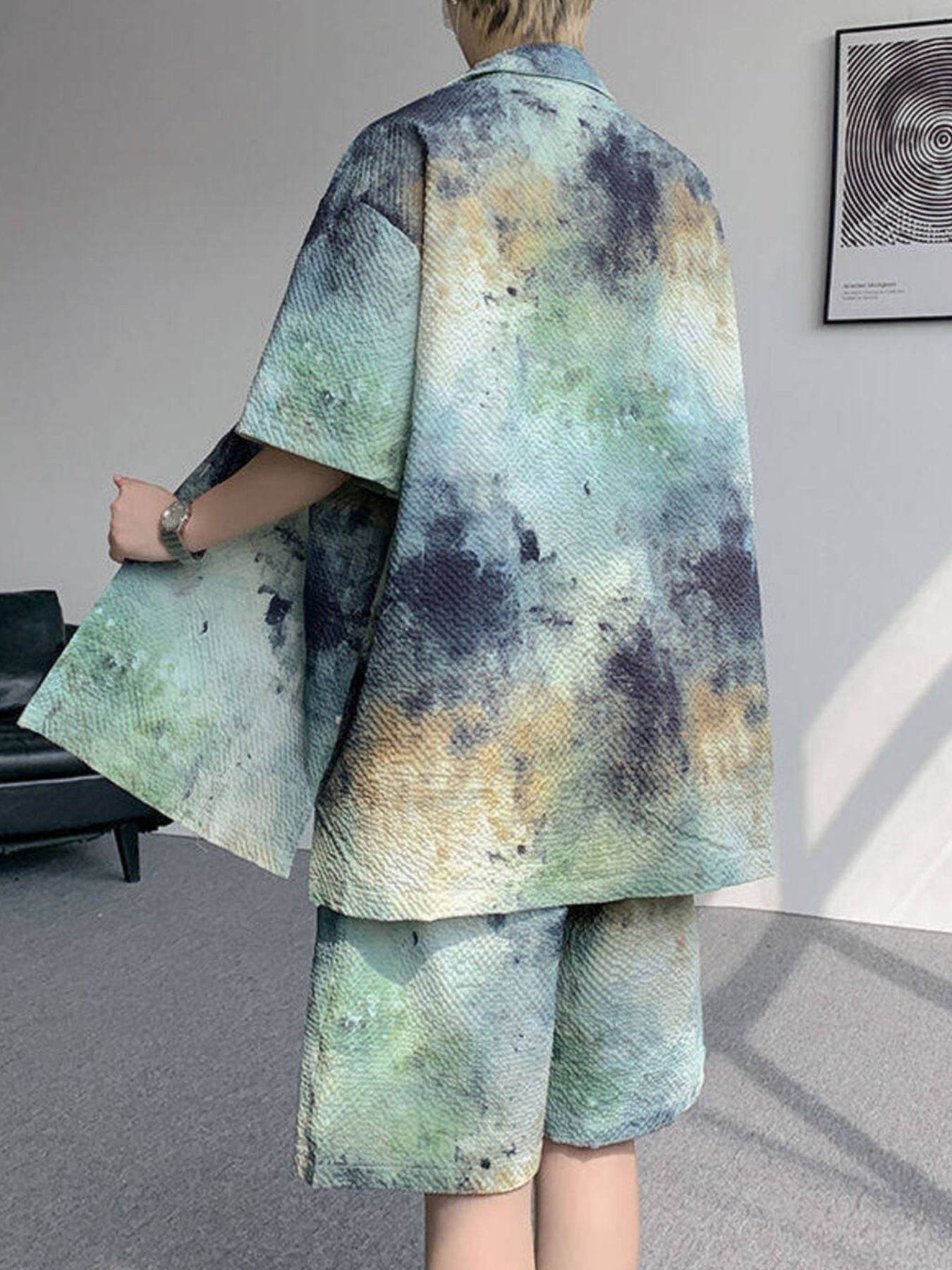 Plus Size Tie-Dye Print Shirt and Shorts Set in Gum Leaf for Men