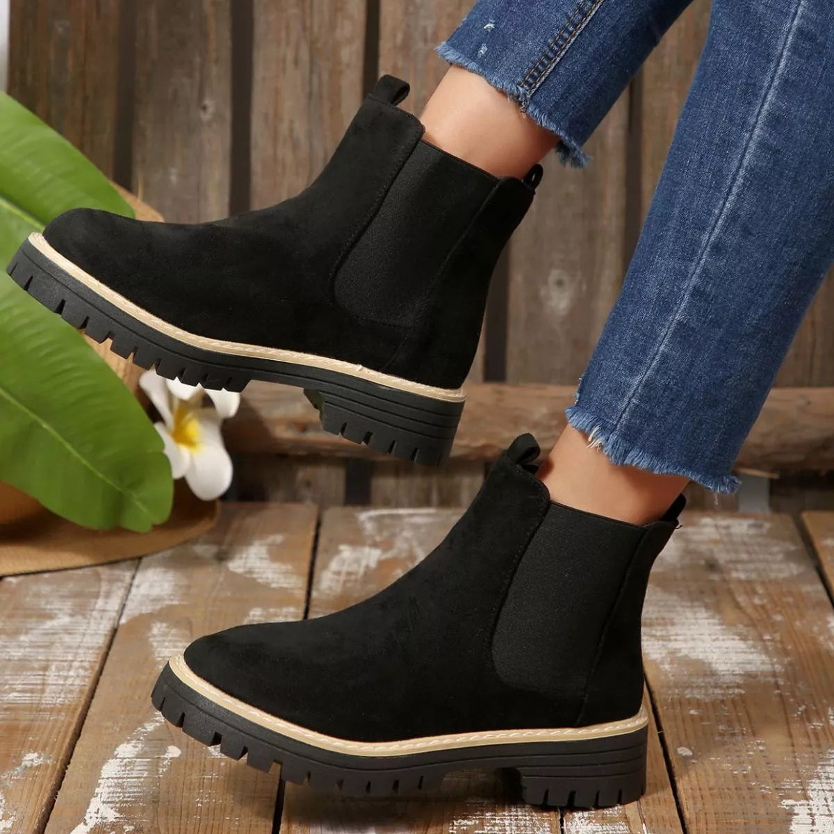 Round Toe Block Heels Boots in Classic in Brown for Women