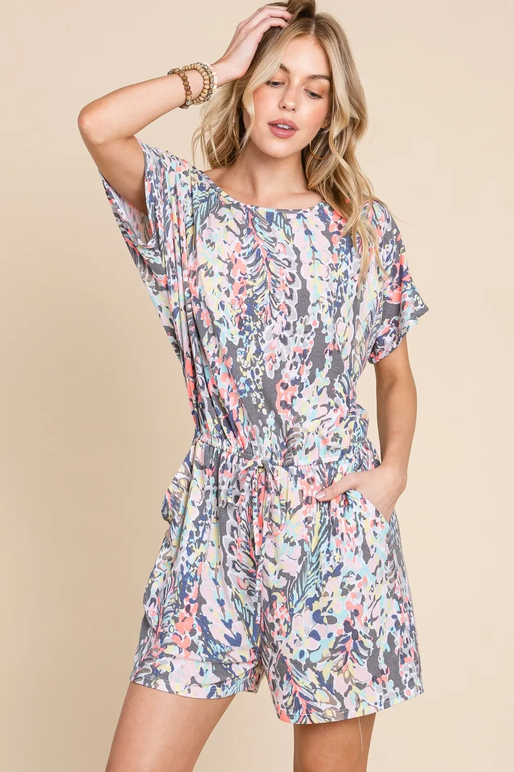 Bombom Printed Short Sleeve Drawstring Romper in Grey for Women