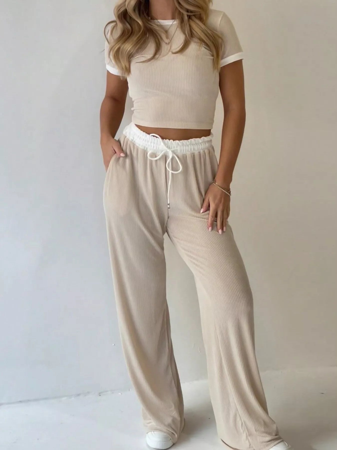 Contrast Trim Top and Pants Set in Khaki for Women
