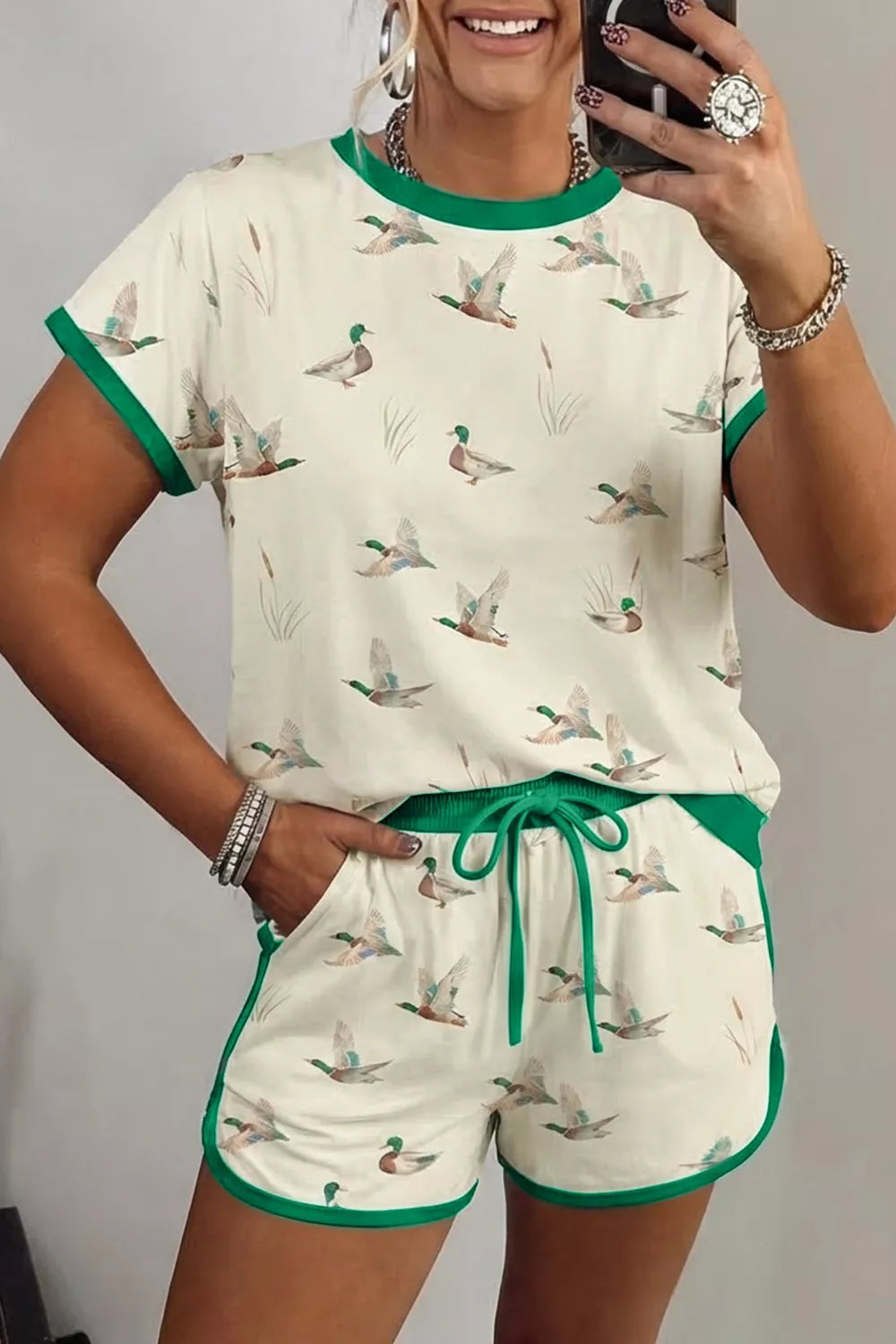 Mallard Printed Colorblock Trim Shorts Set in Beige for Women