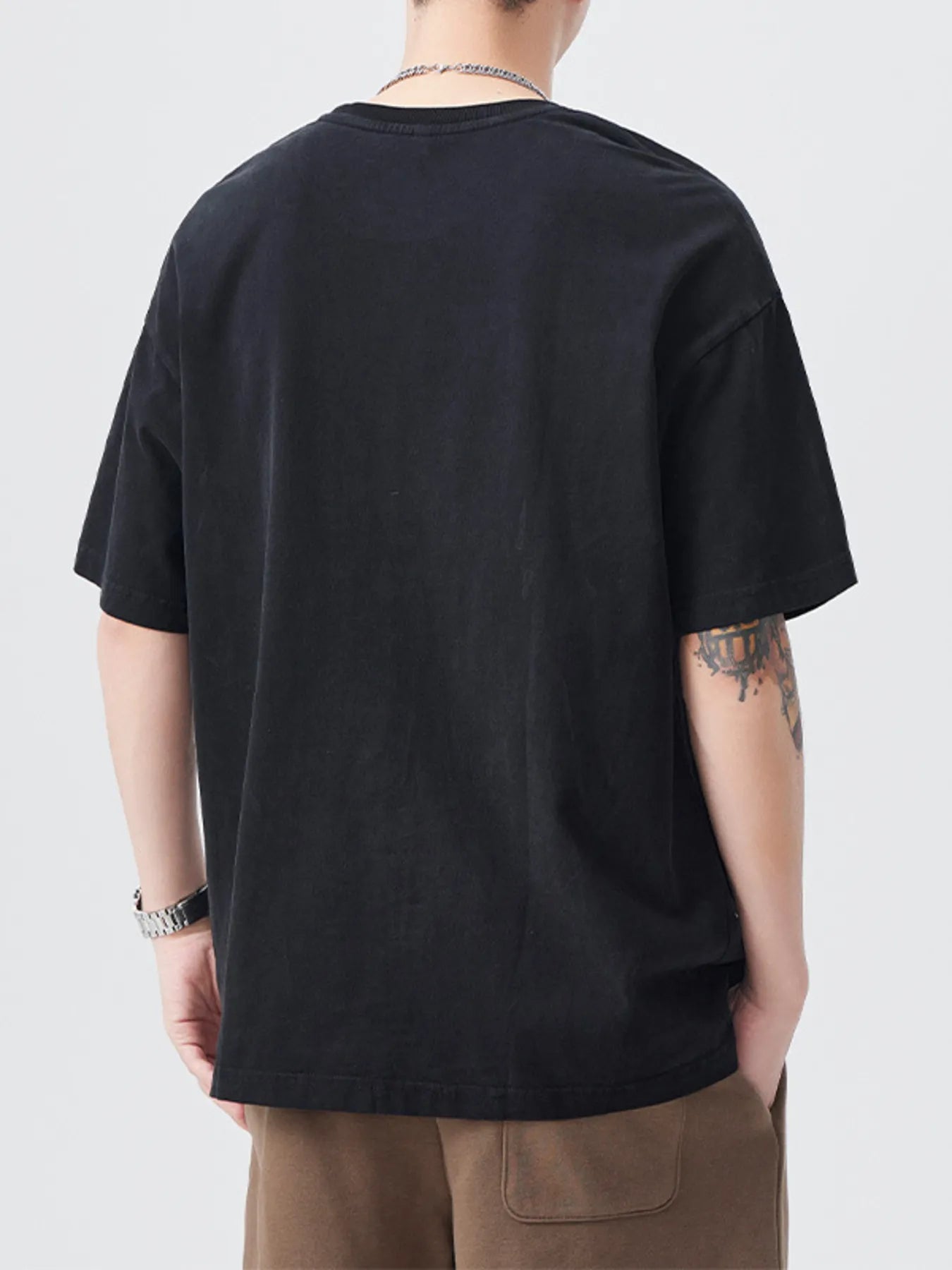 Plus Size Round Neck Short Sleeve T-Shirt in Black for Men
