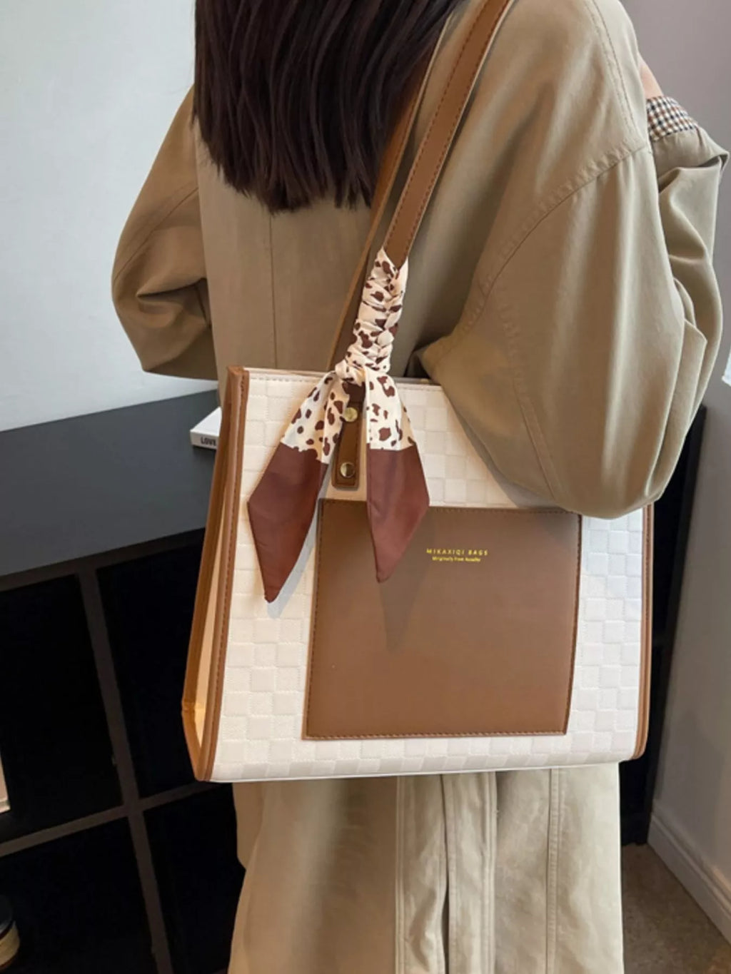 Color Block Shoulder Bag for Women
