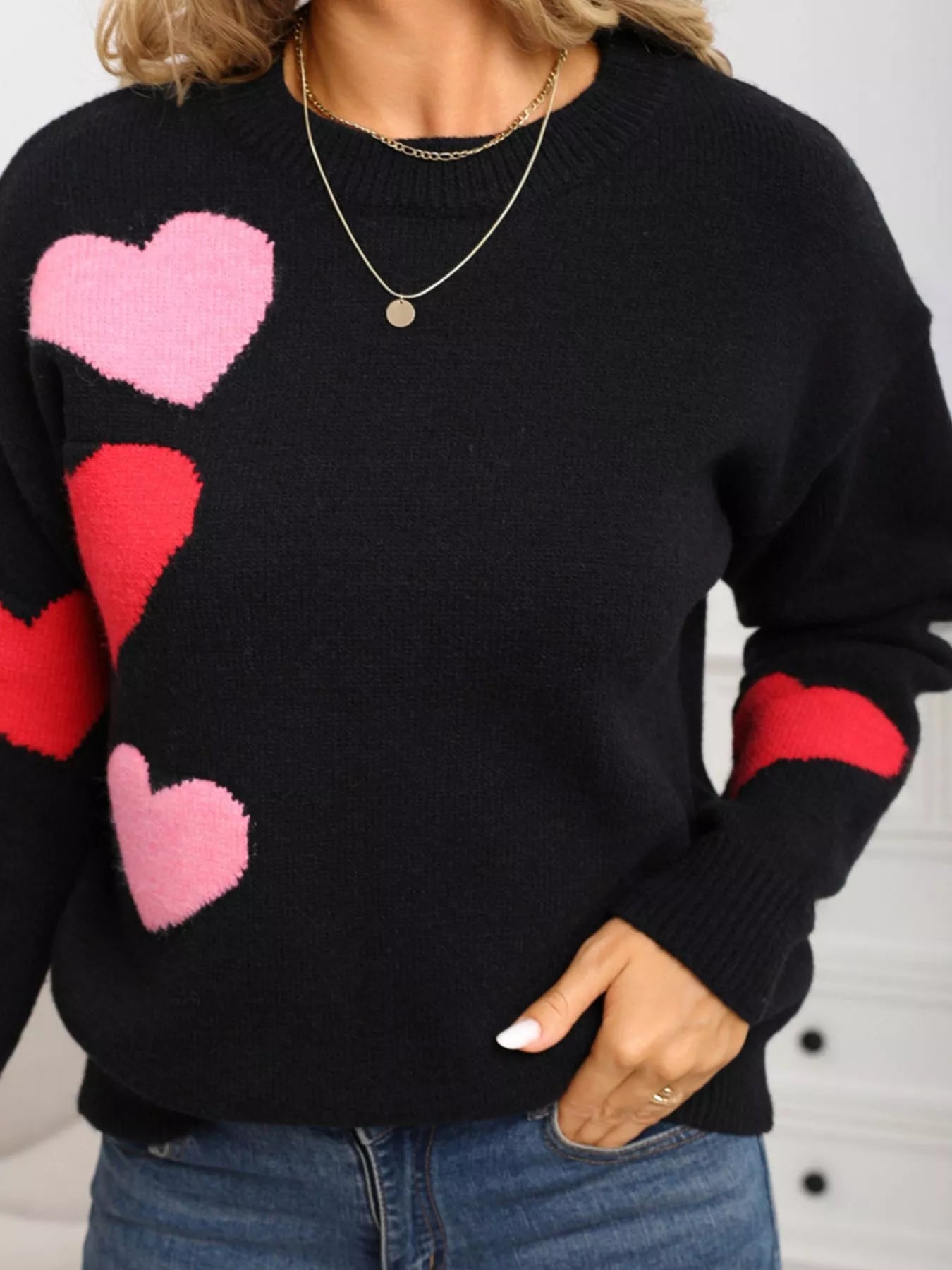 Valentines Day Heart Pattern Round Neck Sweater in Black in White for Women
