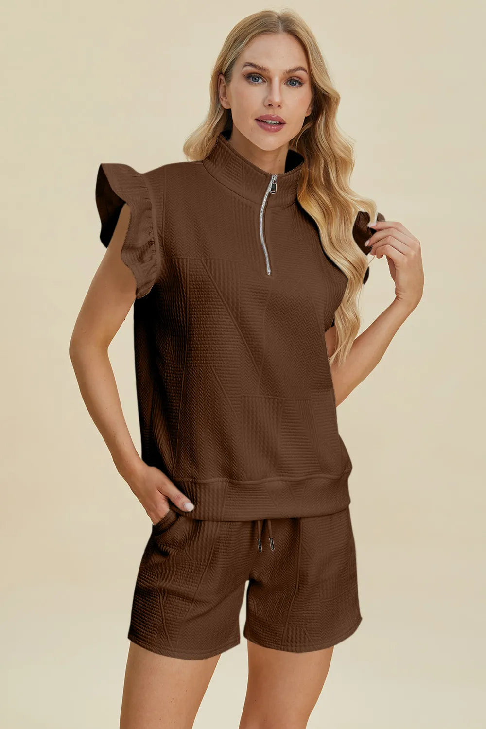 Plus Size Texture Flounce Sleeve Top and Shorts Set for Women