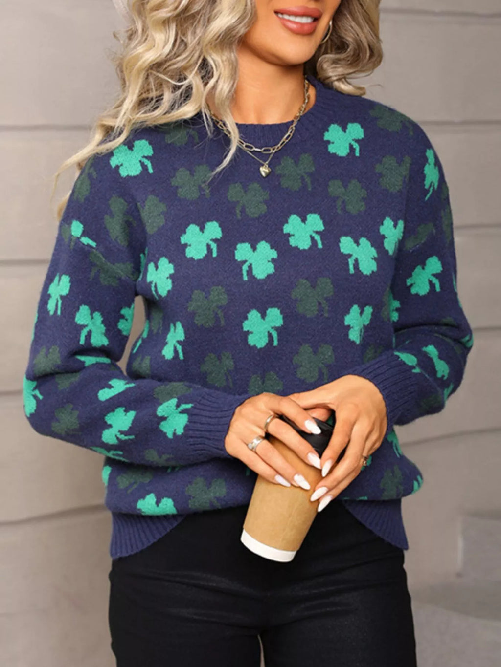 Lucky Clover Crew Neck Sweater in White for Women