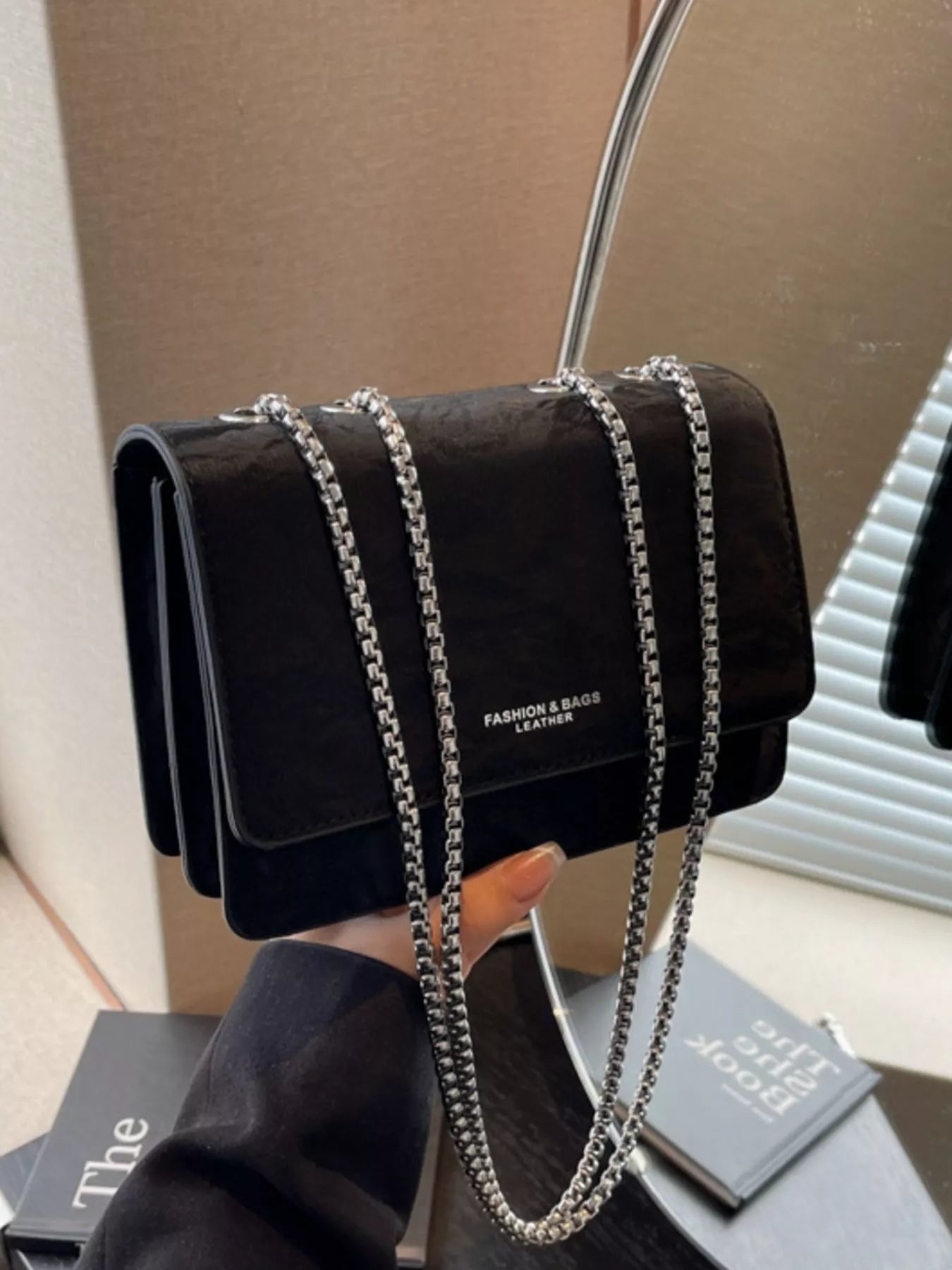 Texture Chain Shoulder Bag for Women