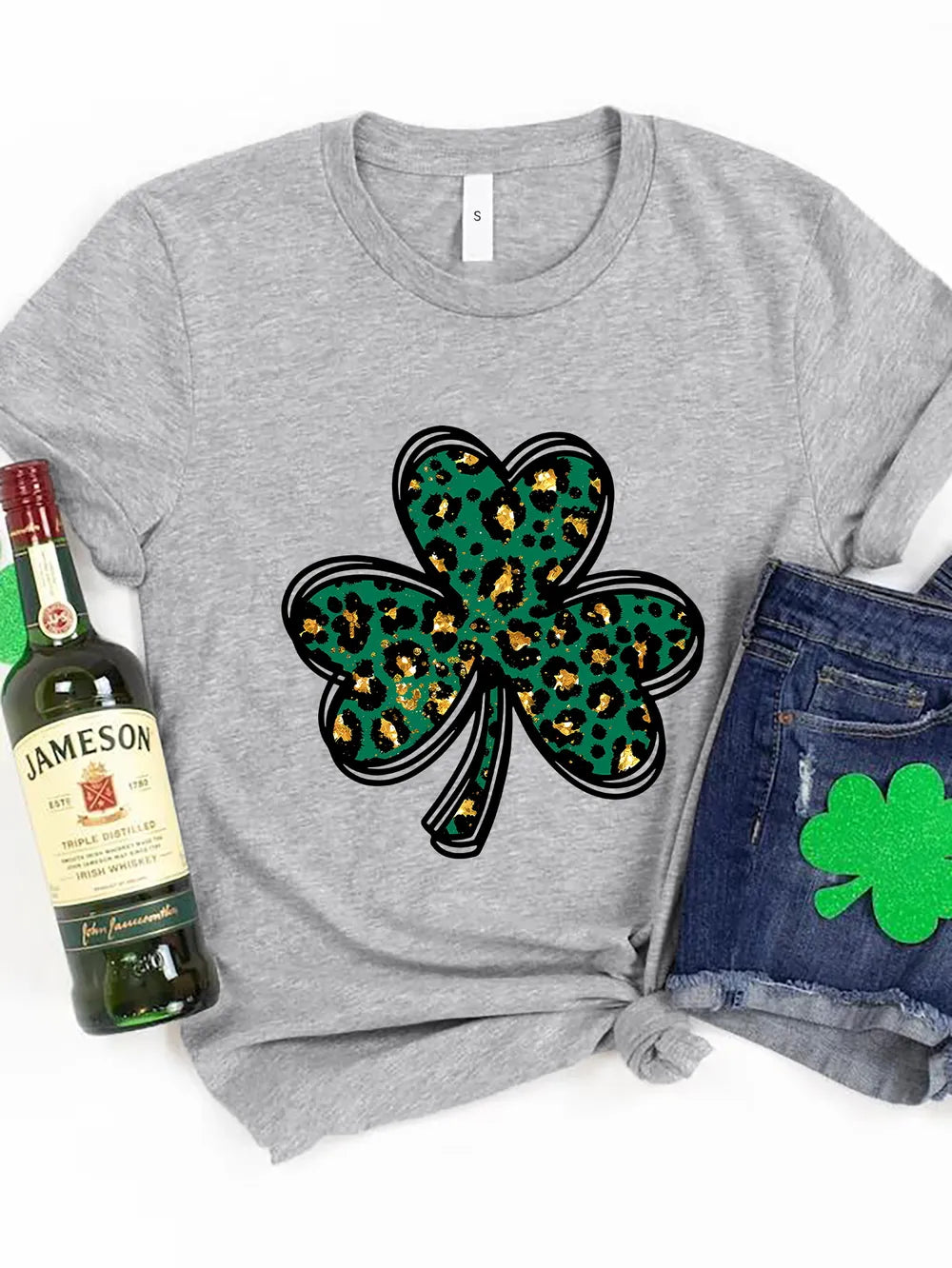 Lucky Clover Round Neck Short Sleeve T-Shirt in White for Women