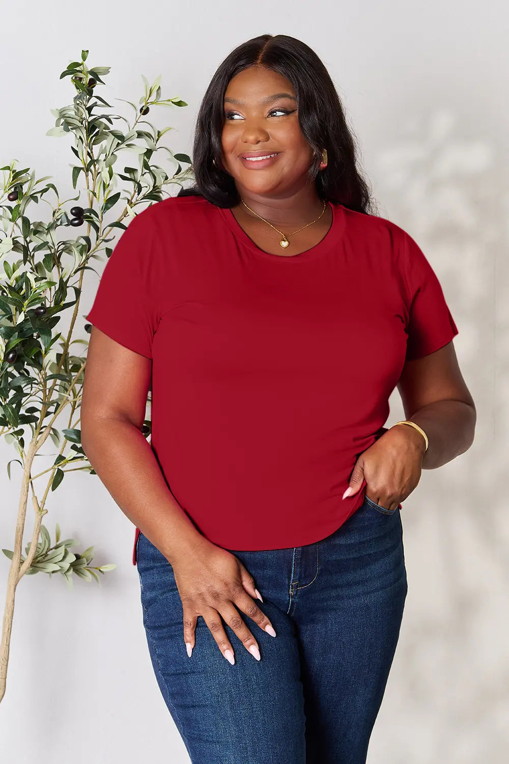 Plus Size Round Neck Short Sleeve T-Shirt in Deep Red for Women