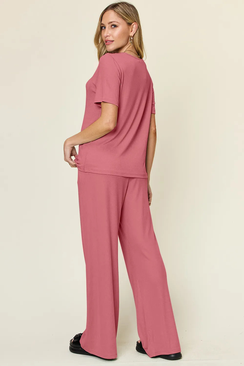 Plus Size Round Neck Short Sleeve T-Shirt and Wide Leg Pants Set in Black for Women
