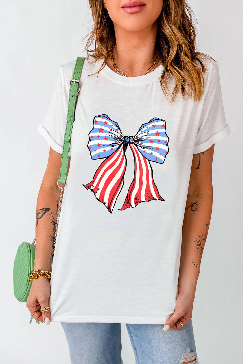Bow Graphic Round Neck Short Sleeve T-Shirt in White for Women
