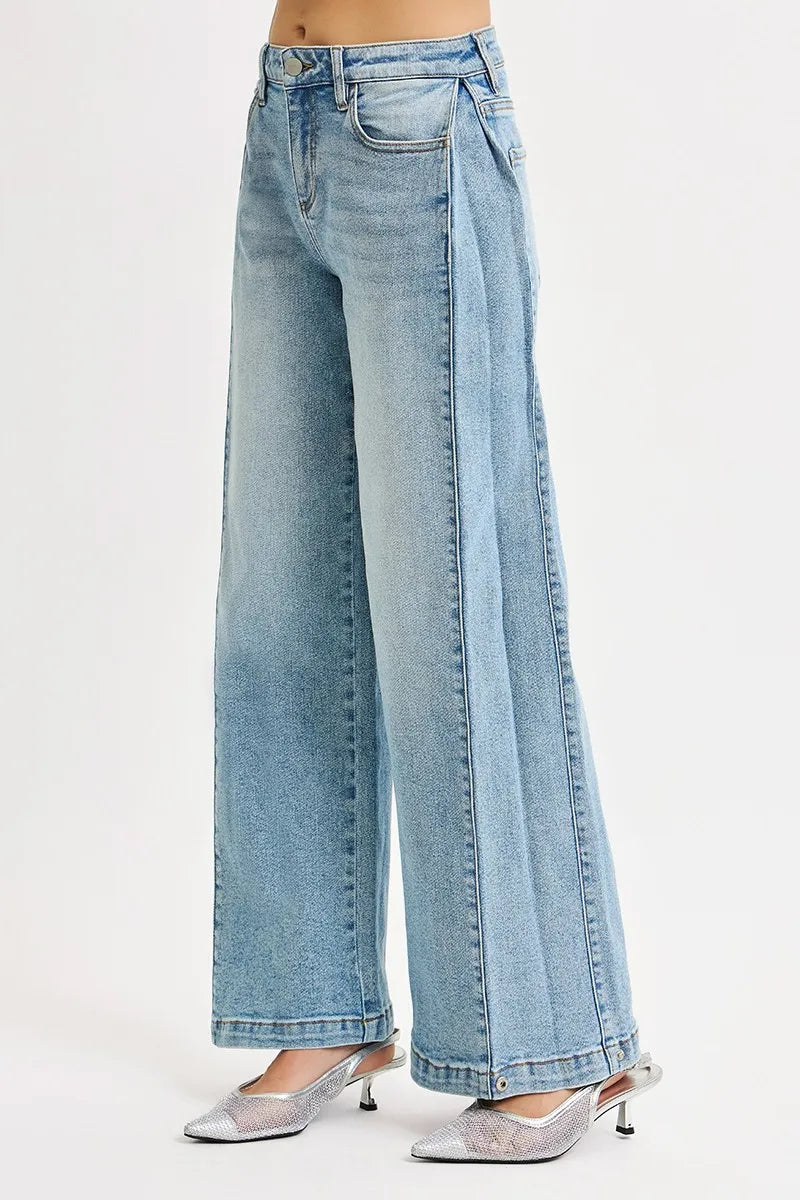 Mid Rise Wide Barrel Transferable Leg Snap Jeans in Medium for Women
