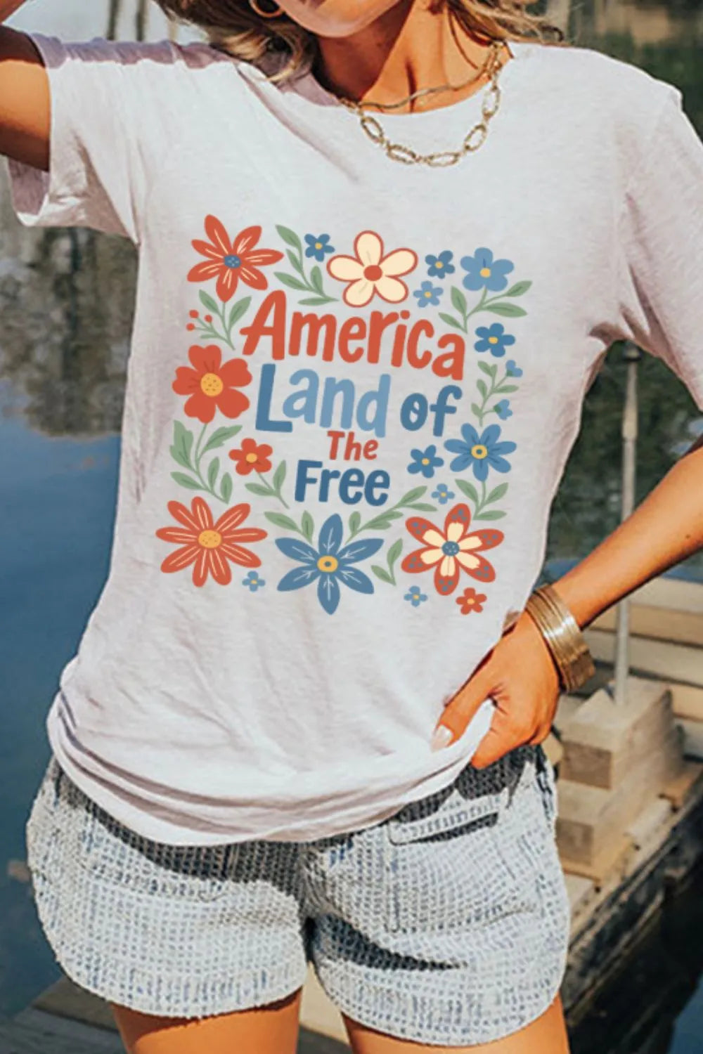 Patriotic Floral America Land of the Free Graphic T-Shirt in White for Women