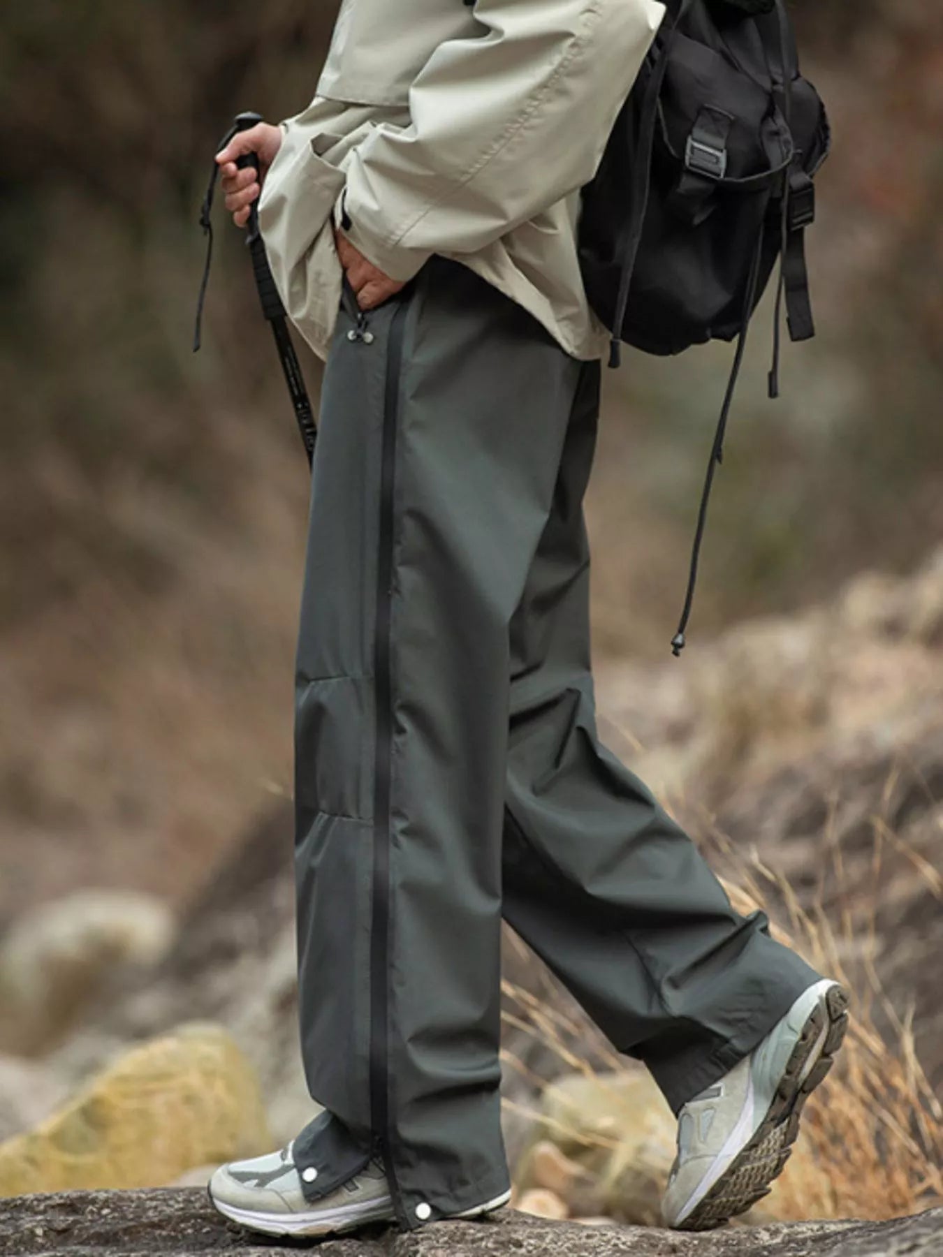 Outdoor Tactical Cargo Pants with Multiple Pockets in Light Gray for Men