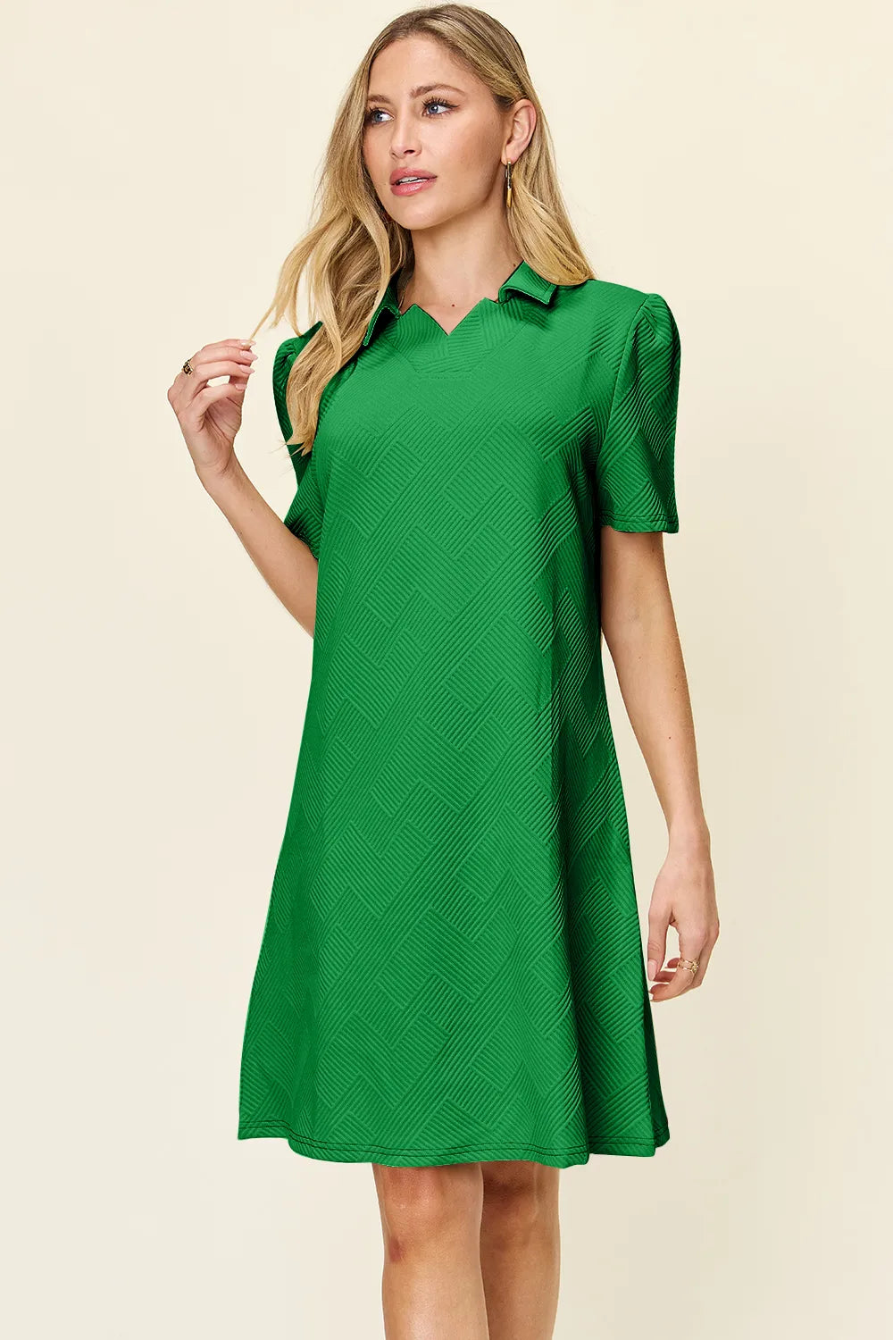 Plus Size Texture Collared Neck Short Sleeve Dress in Mid Green for Women