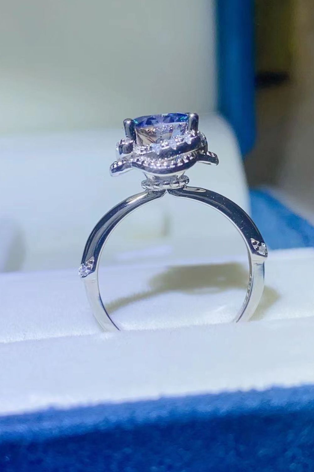 2 Carat Moissanite Contrast 925 Sterling Silver Ring for Women