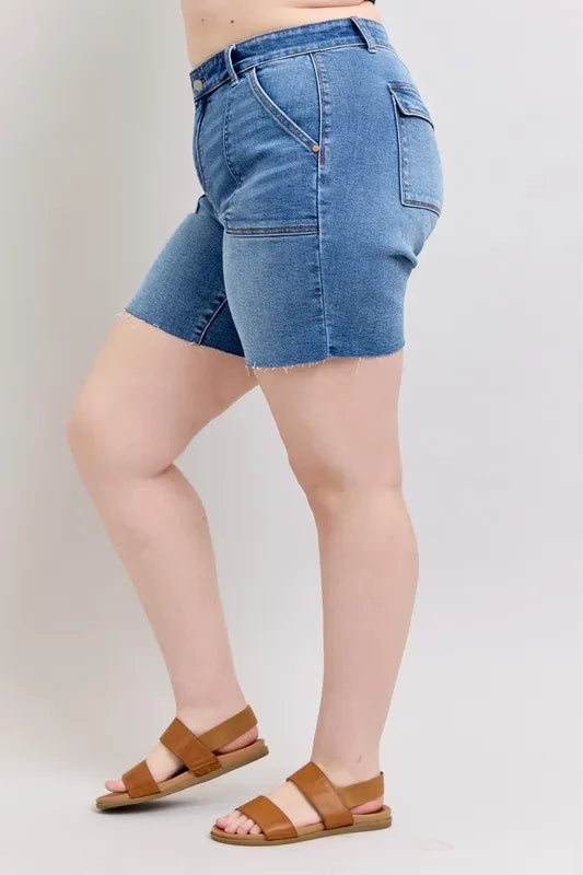 Mid Rise Bermudas Denim Shorts W/ Back Flap Pockets Plus Size for Women
