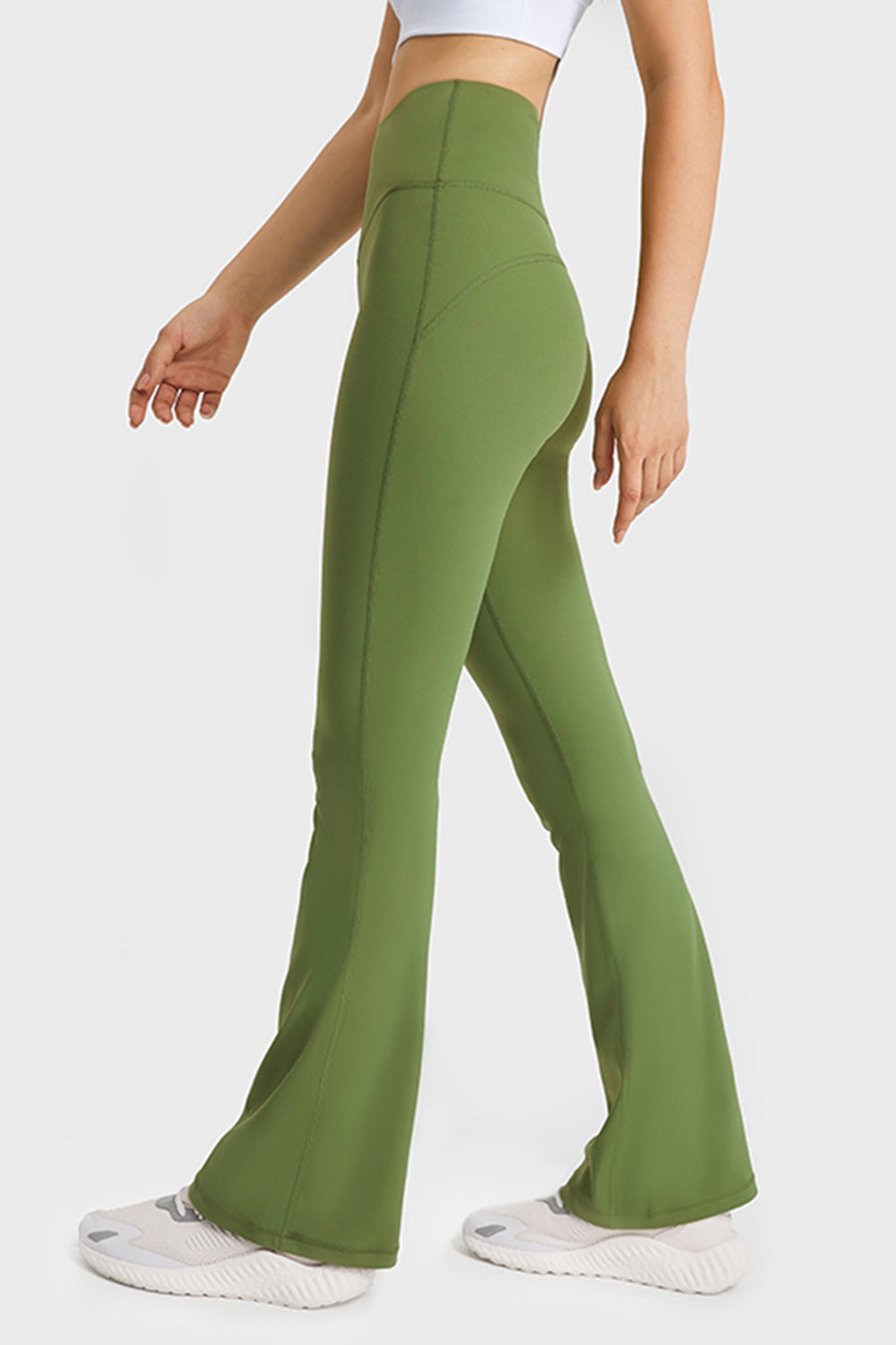 Elastic Waist Flare Yoga Pants in Green for Women