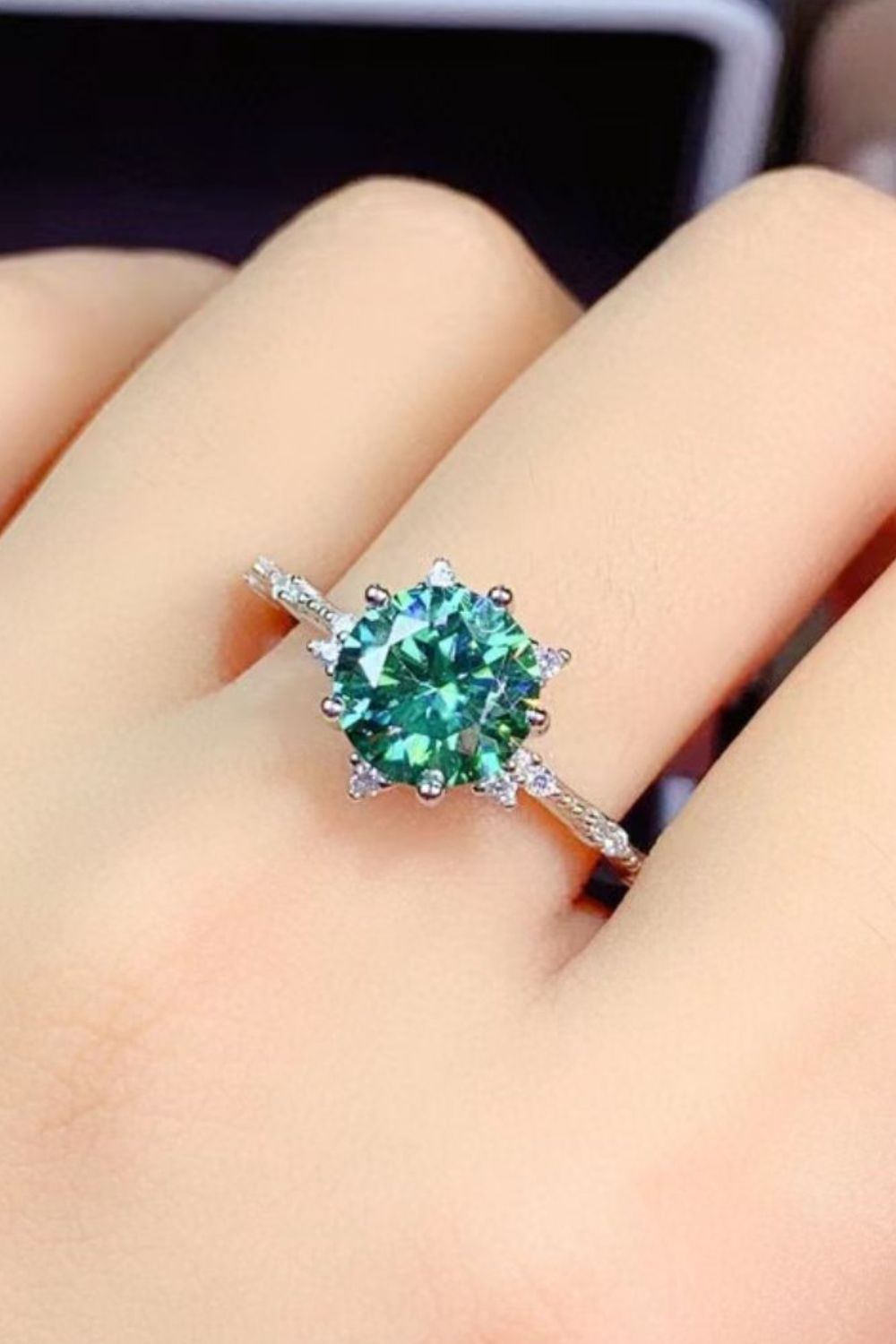 All Eyes On Me 1 Carat Moissanite Platinum-Plated Ring in Green for Women