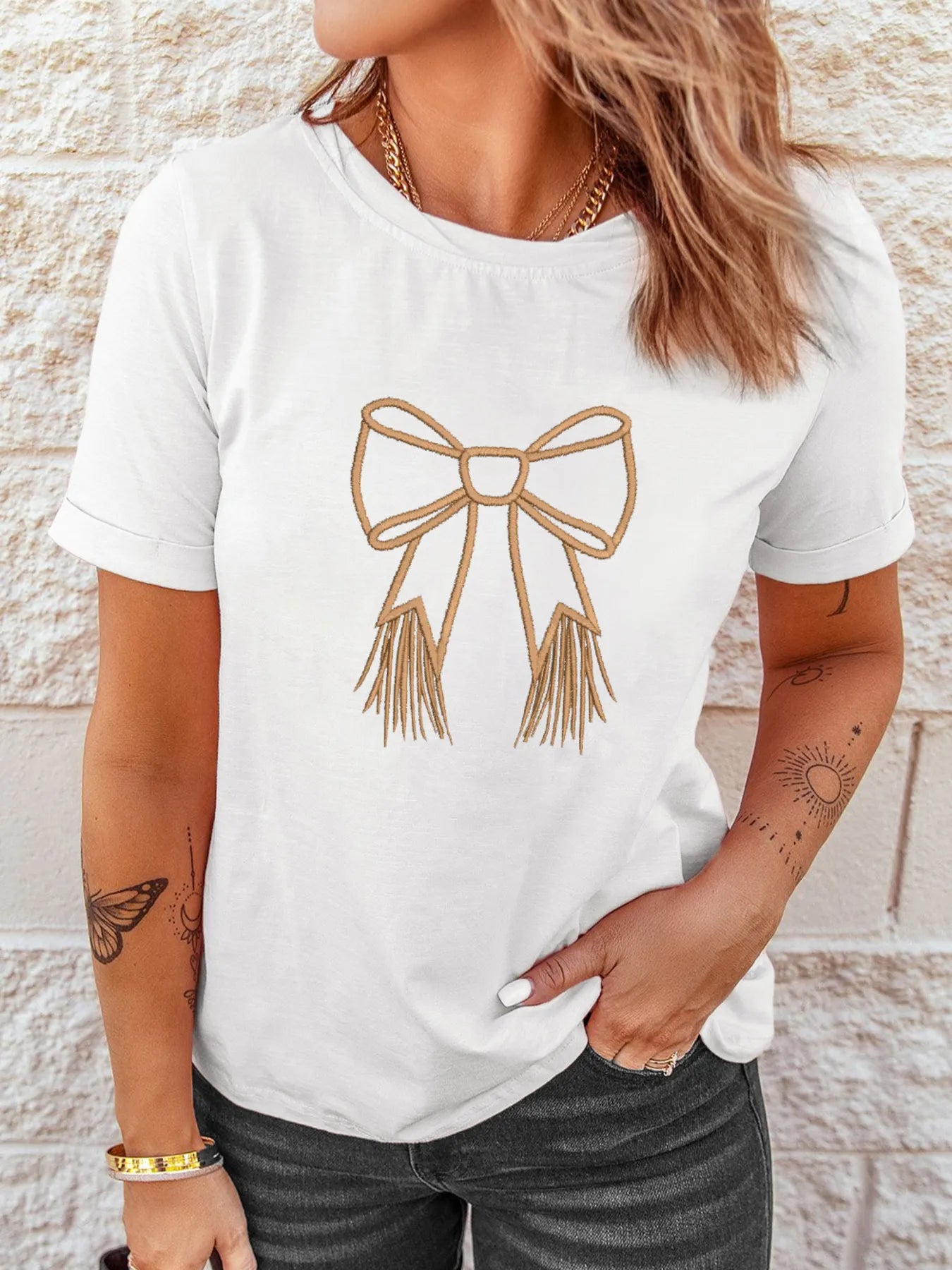 Bowknot Western Round Neck T-Shirt in White for Women