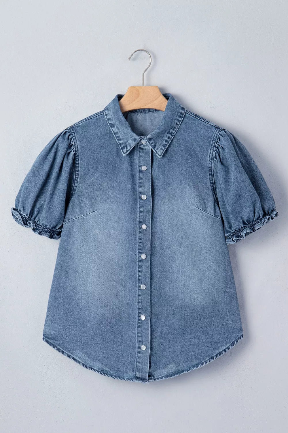 Frilled Short Sleeve Snap Button Denim Shirt in Medium for Women