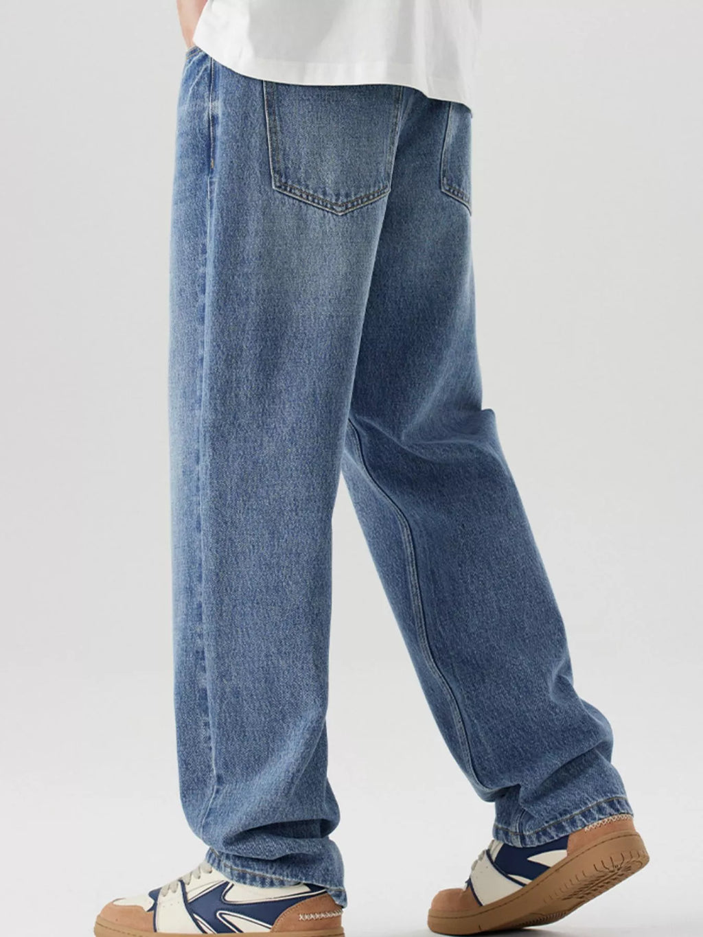 Relaxed Fit Wash Jeans in Blue for Men