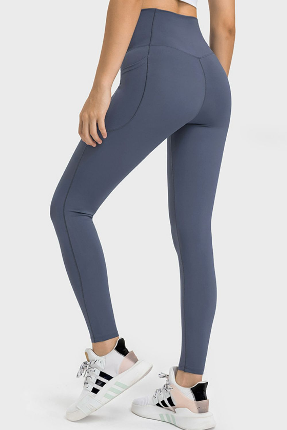 V-Waist Yoga Leggings with Pockets in Mauve for Women