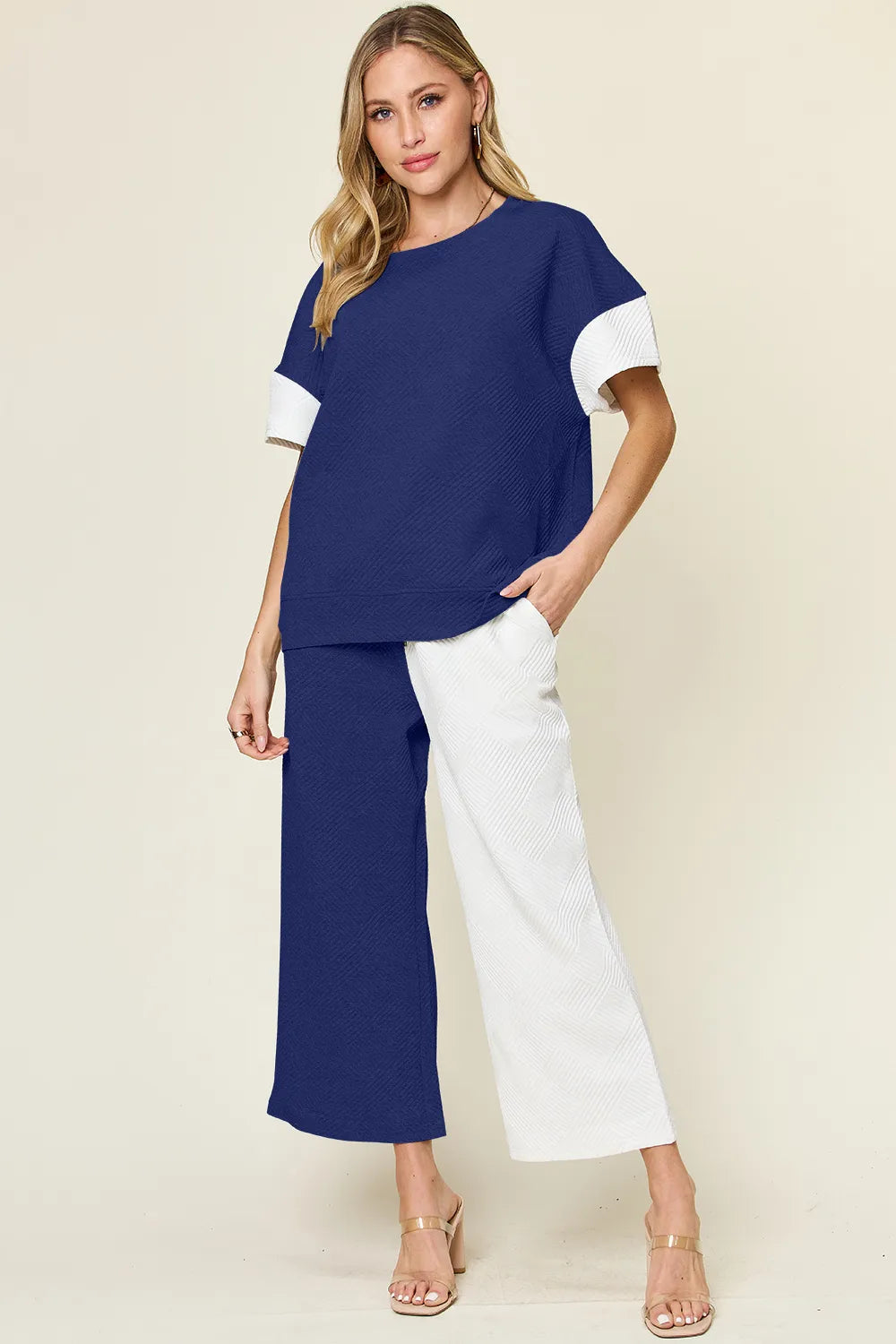 Plus Size Texture Contrast T-Shirt and Wide Leg Pants Set in White for Women