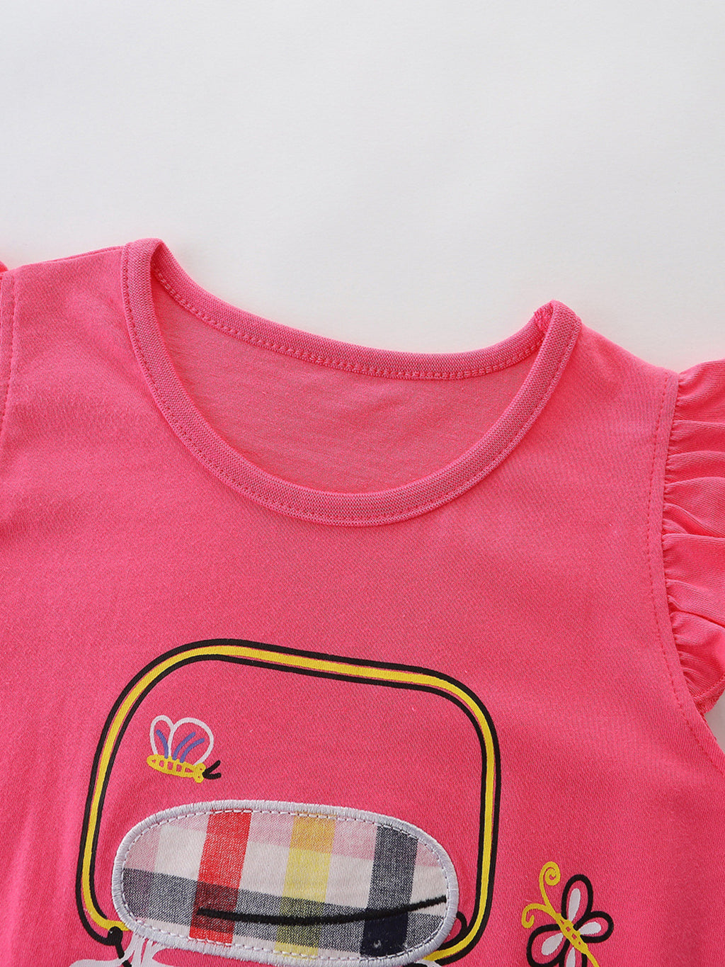 Cartoon Graphic Ruffle Trim Tee & Plaid Shorts Set in Multicolor for Girls