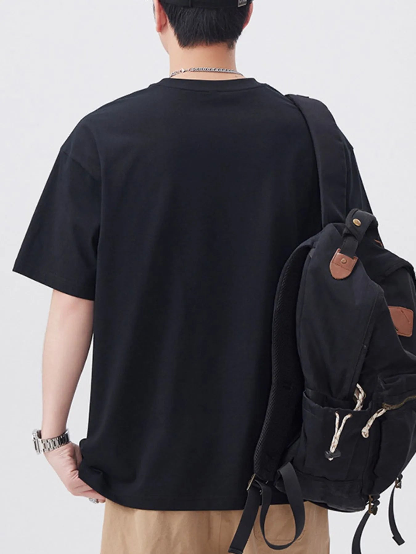 Plus Size Round Neck Short Sleeve T-Shirt in Relaxed in Black for Men