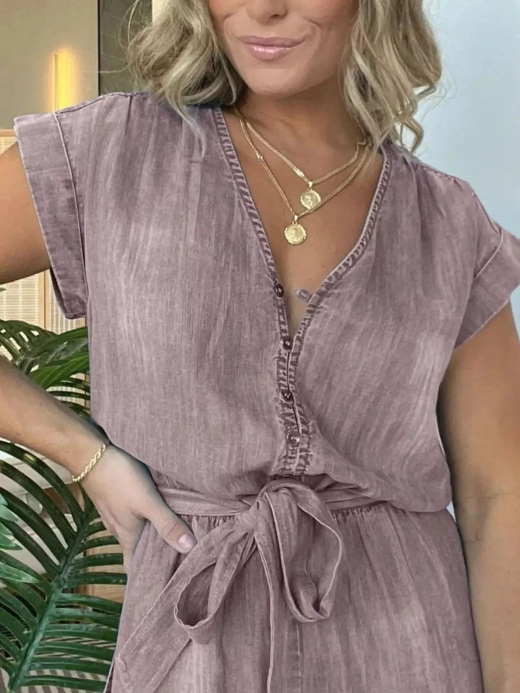 Plus Size Tie Waist Cap Sleeve Romper in Black for Women